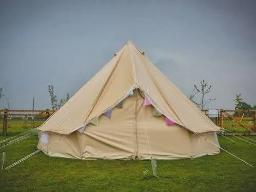 Skipbridge Farm Shepherds Huts Campground Green Hammerton Hotel