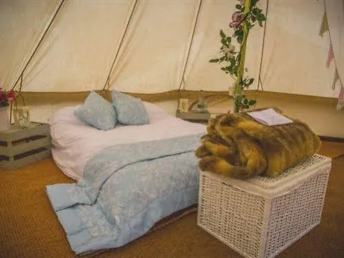 ** Hotel Skipbridge Farm Shepherds Huts Campground Green Hammerton Wielka Brytania